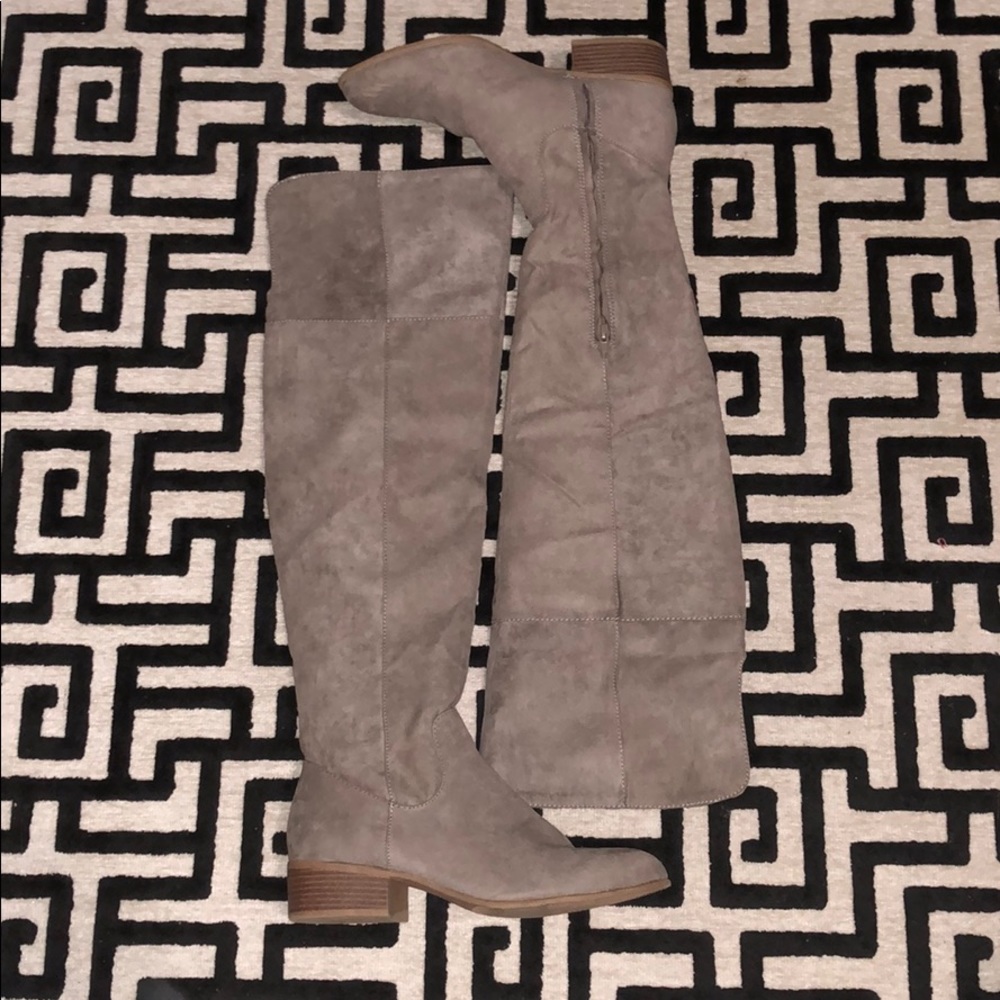 Women’s Thigh High Suede Boots